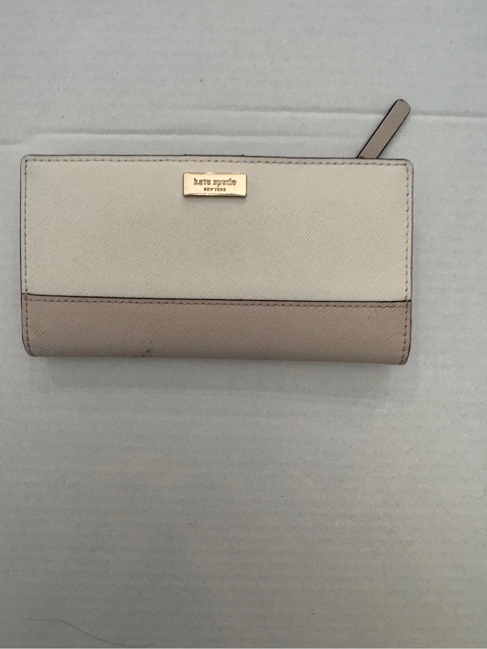 Kate Spade New York Beige Zip-Around Wristlet Wallet with Logo Accent Wristlet